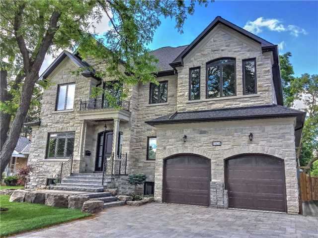 Edenhurst Drive, Mississauga Custom Home by Pierre Urban Architects