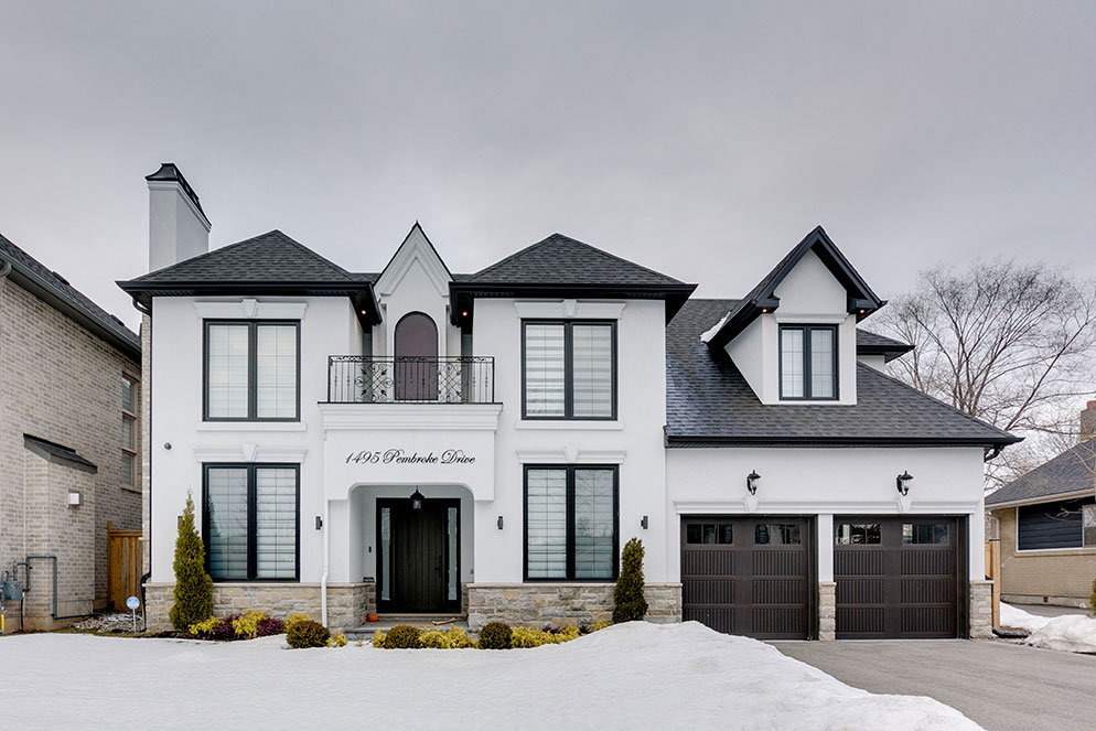 1495 Pembroke Drive Oakville Custom Home by Pierre Urban Architects